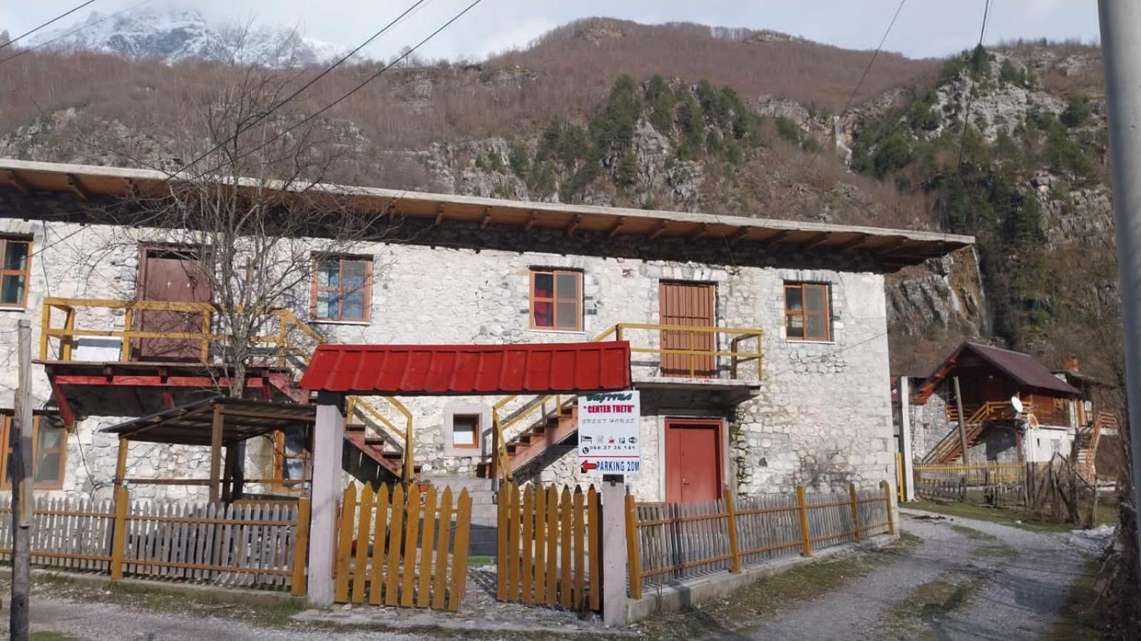 Casa de hóspedes “ Center “